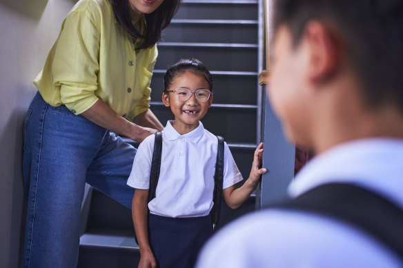 Ajoutez un bilan de santé oculaire à la liste de choses à faire pour la rentrée scolaire de votre enfant.