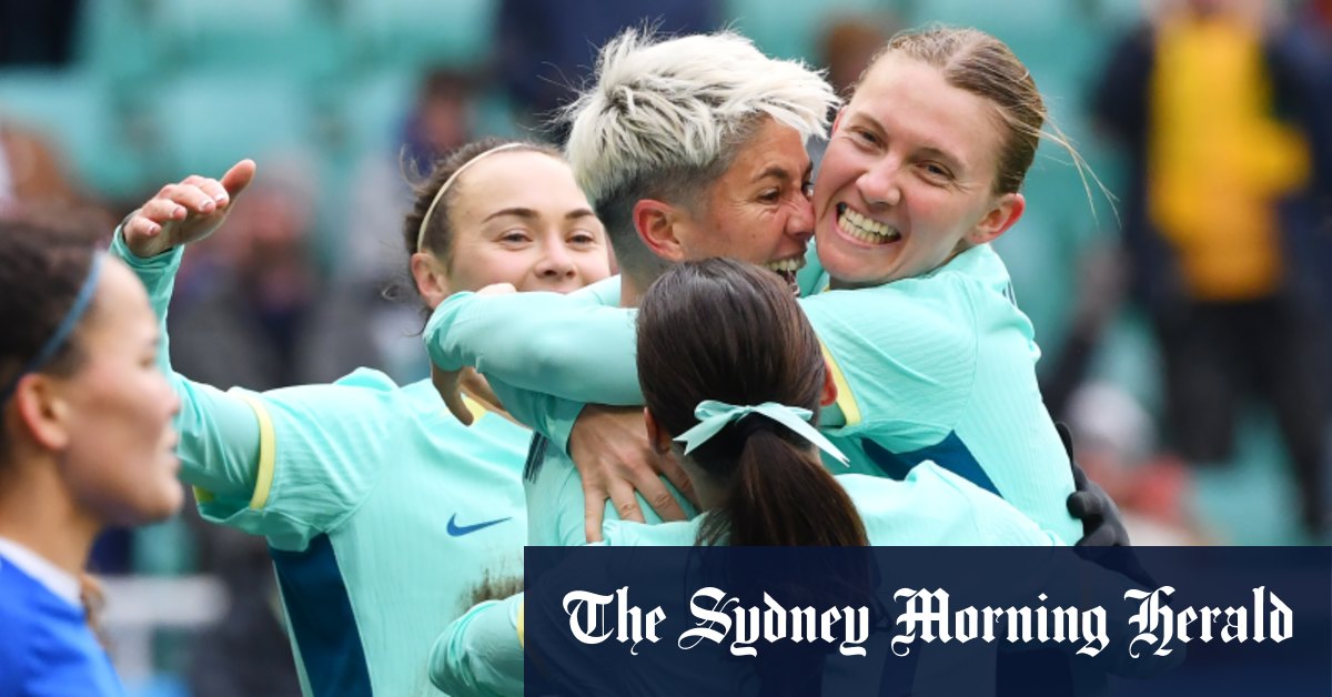 Matildas a inscrit trois buts en fin de match pour battre l'Ouzbékistan au match aller