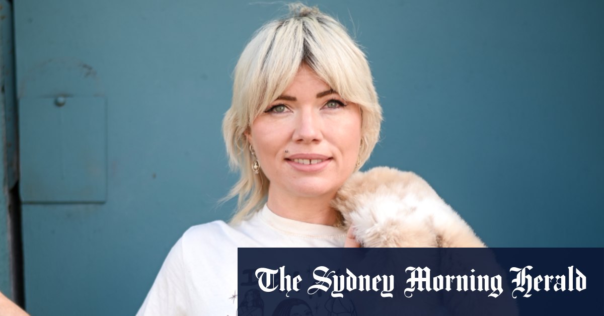L'événement Clementine Ford a été déplacé de Malthouse en raison d'un conflit avec la pièce juive Yentl