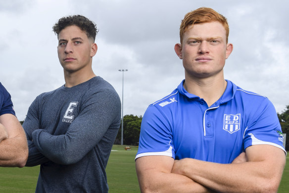 Mark Nawaqanitawase et Tane Edmed avant la finale du Shute Shield en 2020.