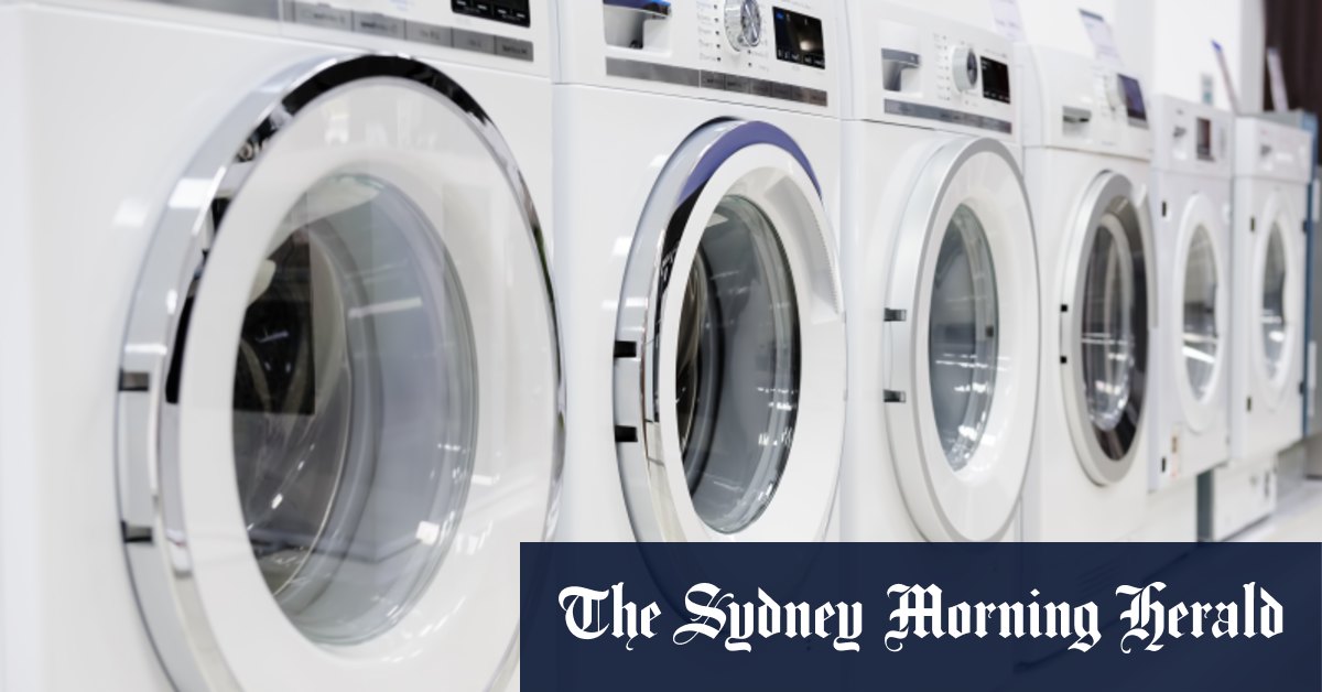 L'Australie va réduire les droits de douane sur près de 500 articles, notamment les appareils électroménagers, les brosses à dents, les voitures autos et les baguettes.