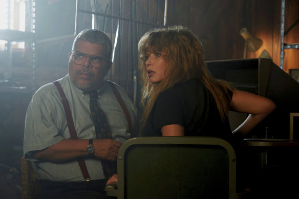 Lyonne dans Poker Face.