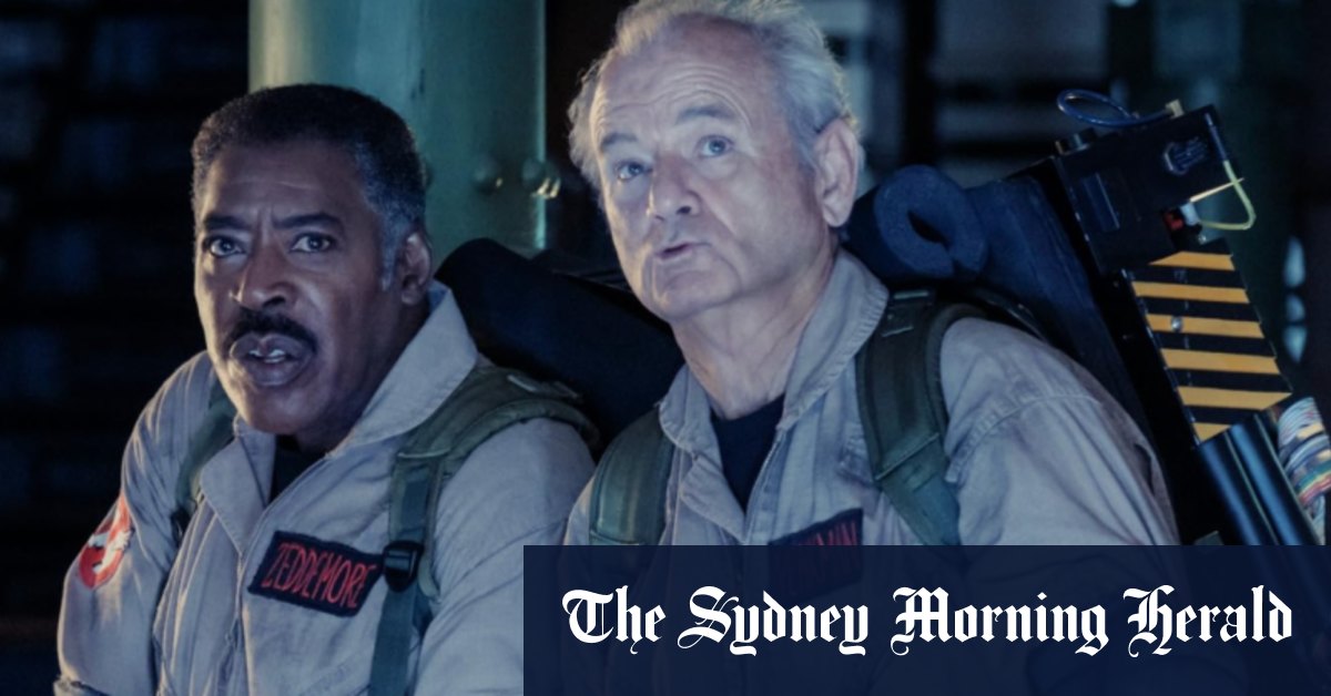 Les esprits anciens et nouveaux hantent le redémarrage surchargé de Ghostbusters