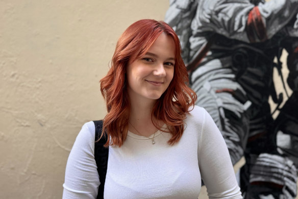 Maddy, alias Phos, affirme que le harcèlement en ligne est un phénomène quotidien.