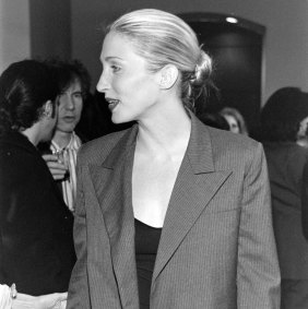 Le style simple et élégant de Carolyn Bessette-Kennedy inspire Jac Hunt.