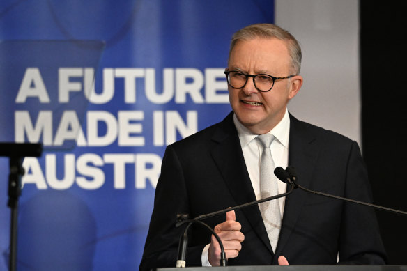 Le Premier ministre Anthony Albanese a promis un programme Made in Australia dans le budget du mois prochain.