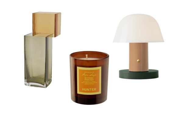 Vase « Greffe » ;  Bougie « Buttery Popcorn » ;  Lampe de table « Setago ».  