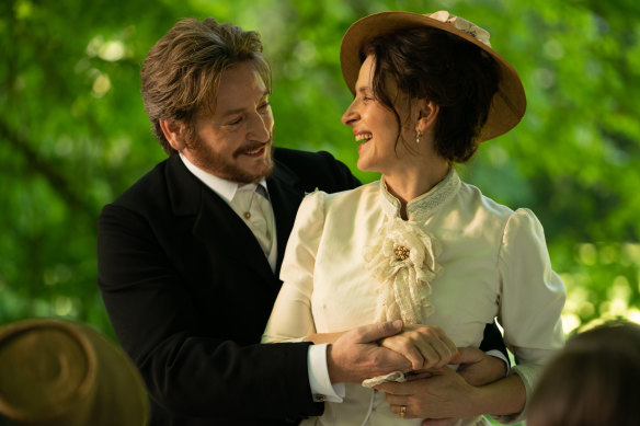 Juliette Binoche n'était pas sûre que Benoit Magimel ait envie de travailler avec elle dans Le Goût des choses.