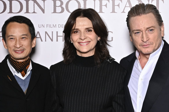 Tran Anh Hung, Juliette Binoche et Benoit Magimel à la première parisienne du Goût des choses.