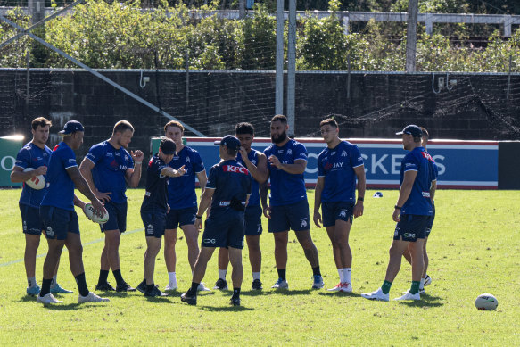 Les joueurs de Canterbury à l'entraînement mercredi.