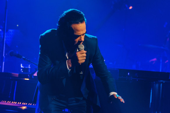 Nick Cave se produit au Palais en novembre 2022.