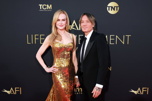 Nicole Kidman et son mari Keith Urban arrivent au 49e gala hommage de l'AFI Lifetime Achievement Award.