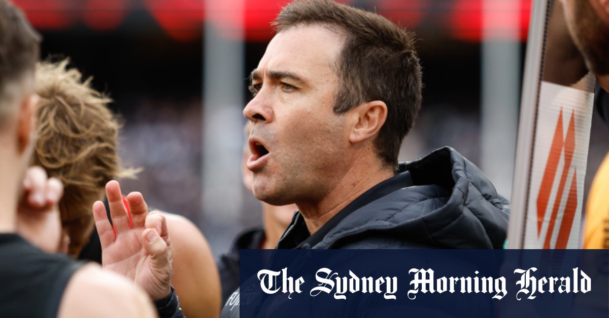 L'entraîneur des Essendon Bombers, Brad Scott, exprime son soutien à Tarryn Thomas ;  Hannah McGuire ;  Antoine Albanais