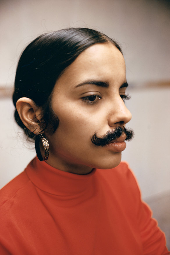 Ana Mendieta, Sans titre (greffes de poils du visage), 1972.
