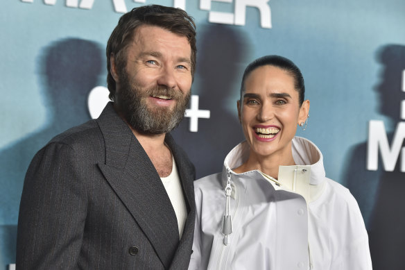 Joel Edgerton à la première de Dark Matter avec Jennifer Connelly à Los Angeles.