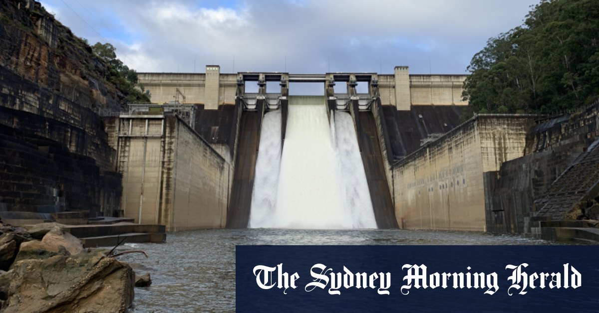 Le barrage de Warragamba déborde suite à l'émission d'un avertissement de crue soudaine