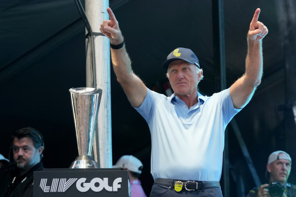 Rôti avec le plus : Greg Norman.