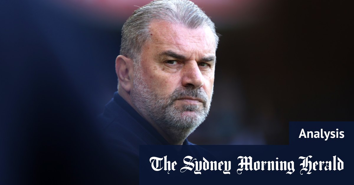Ange Postecoglou et le football politique ;  Carlton Blues;  Les footballeurs ;  Tottenham Hotspur ;  Premier League anglaise