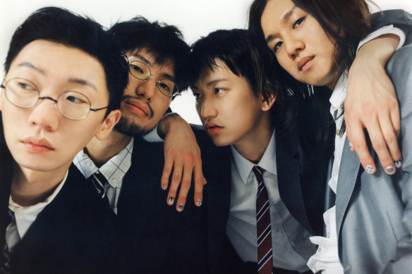 Silica Gel jouera leur « musique folle pour les oreilles ».