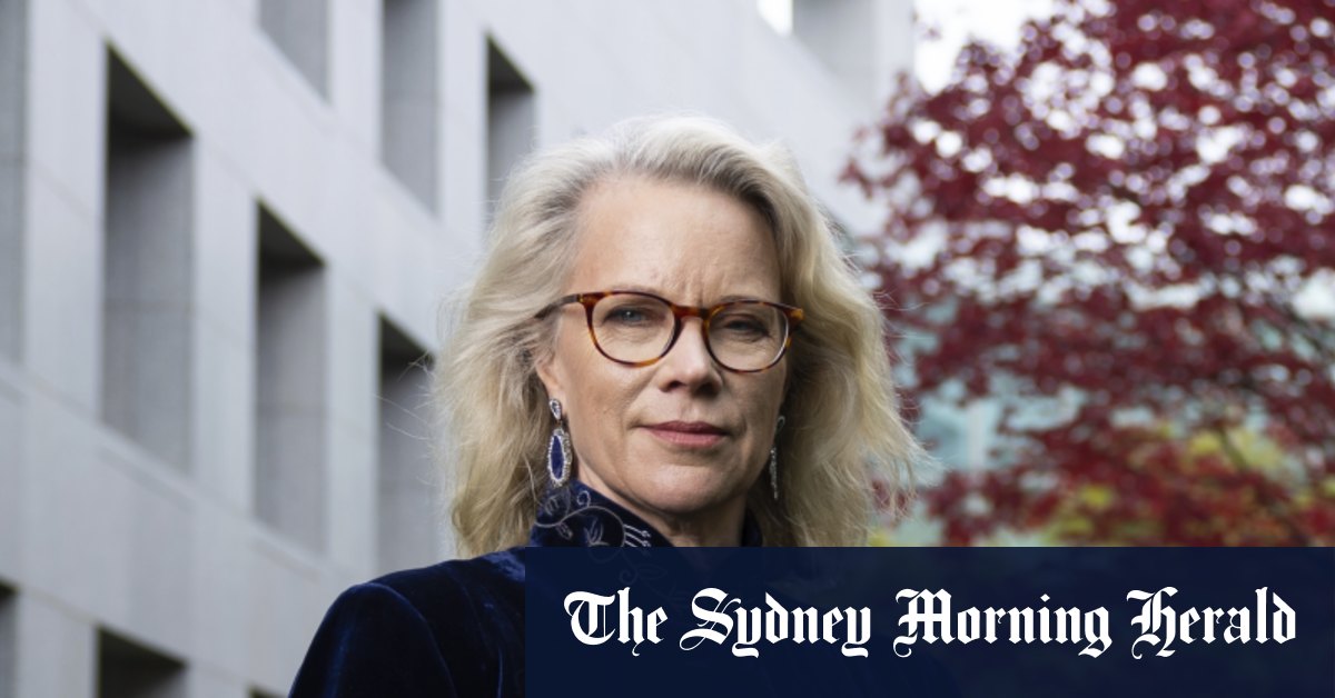 La direction d'ABC réprimande Laura Tingle pour ses commentaires sur un « pays raciste »