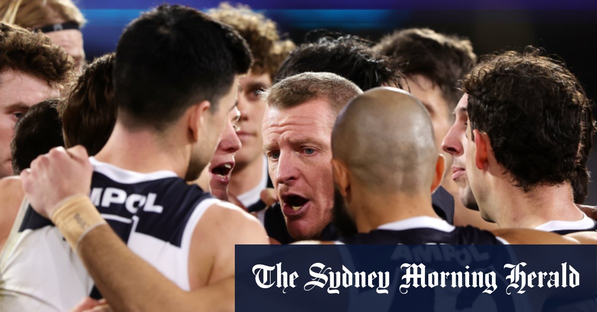 Double plaisir pour l'entraîneur des Carlton Blues Michael Voss alors que son équipe domine Port Adelaide Power