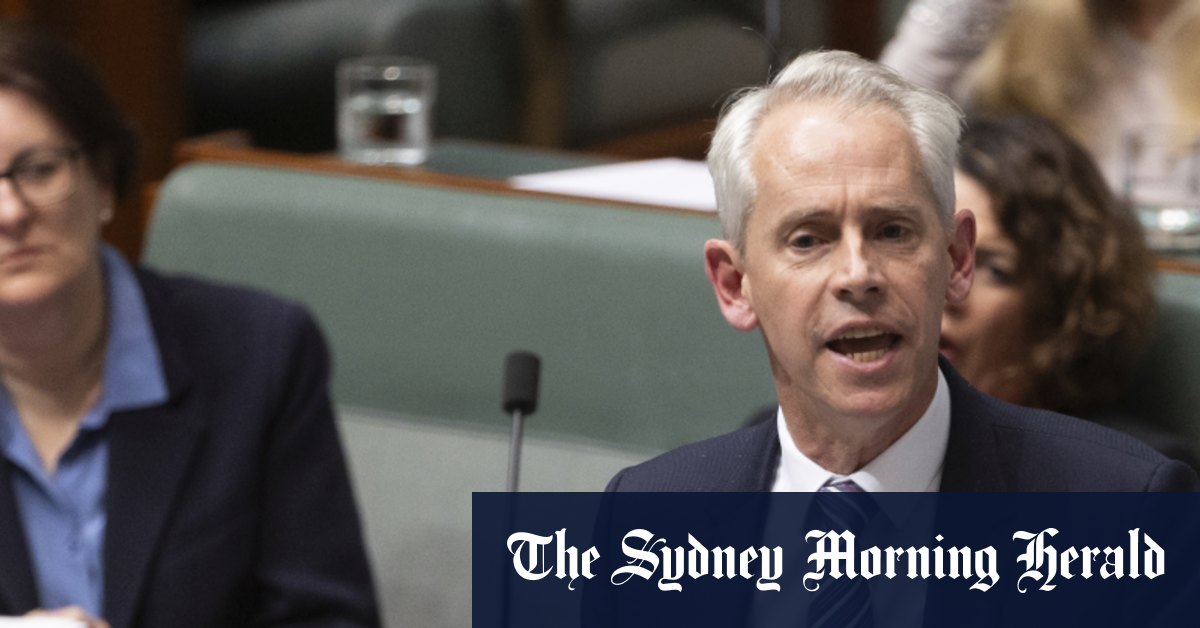 L'Australie annule les visas pour les criminels alors que les travaillistes se préparent à abandonner la directive ministérielle 99