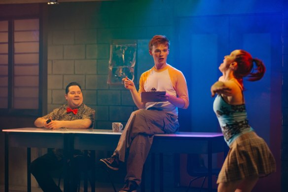 Un défilé de mode dirigé par Molloy qui lui offre quelque chose à espérer dans Quatorze. De gauche à droite : Leon Cain, Conor Leach et Judy Hainsworth.