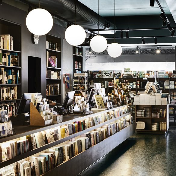 Nest Architects a conçu le magasin Readings Carlton rénové.