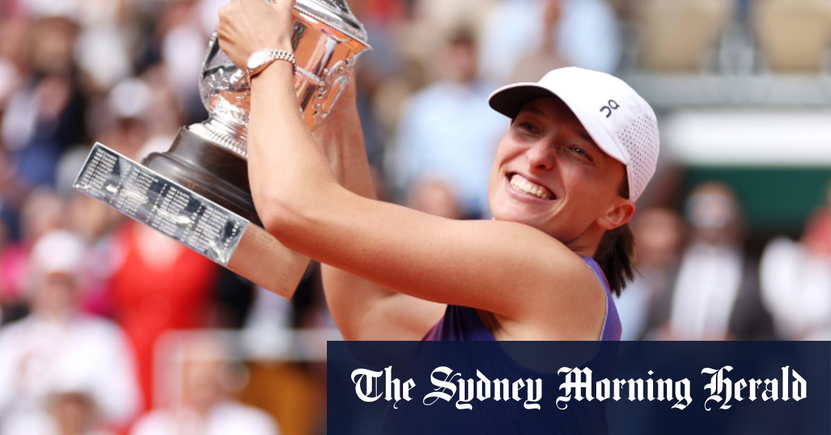 Swiatek remporte la quatrième couronne de Roland-Garros