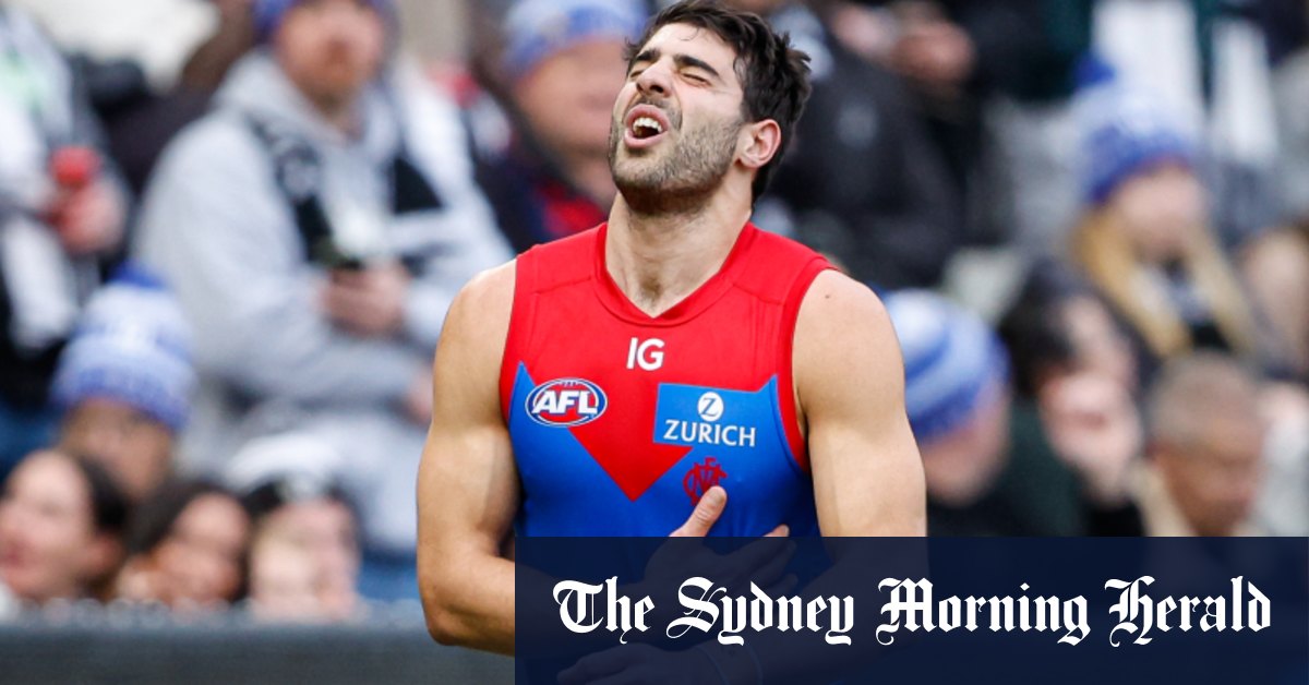 L'entraîneur des Melbourne Demons, Simon Goodwin, nie toute rupture avec la famille de Christian Petracca concernant le traitement des blessures