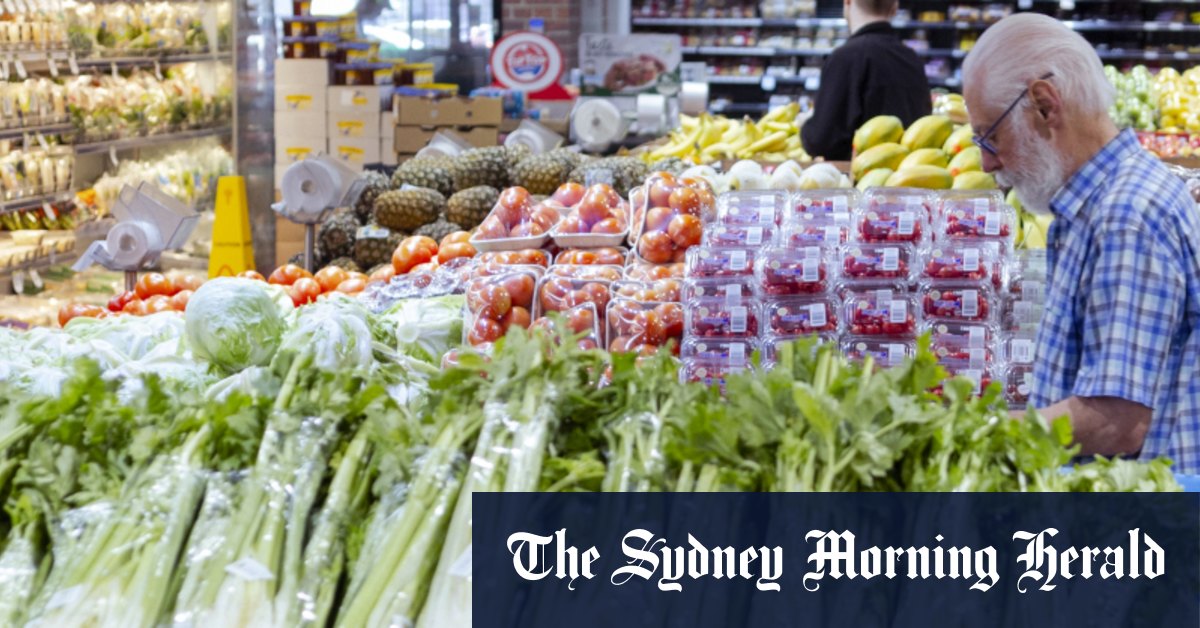 Woolworths et Coles commandent-ils volontairement trop de fruits et légumes ?