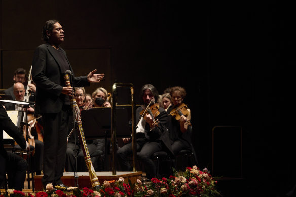 William Barton se produit au gala d'hiver du MSO le 4 juillet 2024. 