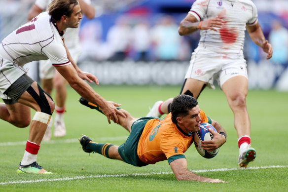 Ben Donaldson marquant contre la Géorgie lors de la Coupe du monde de rugby.