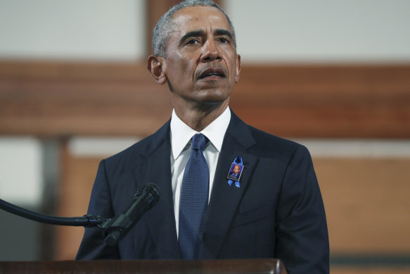 L'ancien président américain Barack Obama portait principalement des costumes sombres pendant sa présidence.