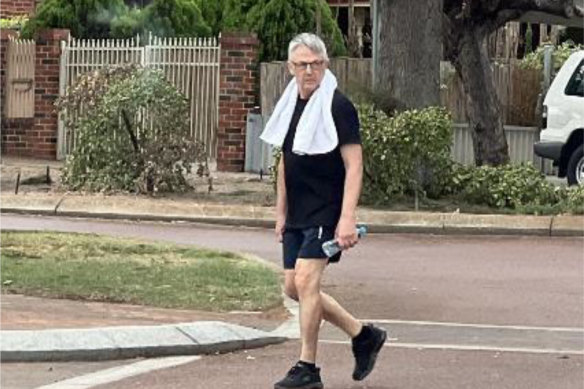 Des détectives privés employés par Fortescue ont espionné Bjorn Winther-Jensen, notamment en le suivant jusqu'à la salle de sport.