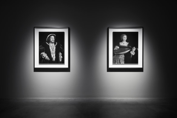 Henry VIII de Hiroshi Sugimoto, 1999 ; Anne Boleyn, 1999 ; exposé dans l'exposition Hiroshi Sugimoto : Time Machine au MCA.