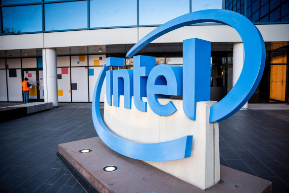 Les actions d'Intel ont grimpé en flèche après un rapport que l'administration Trump est en pourparlers avec la société au sujet du gouvernement américain obtenant une participation dans le fabricant de puces de la Silicon Valley.