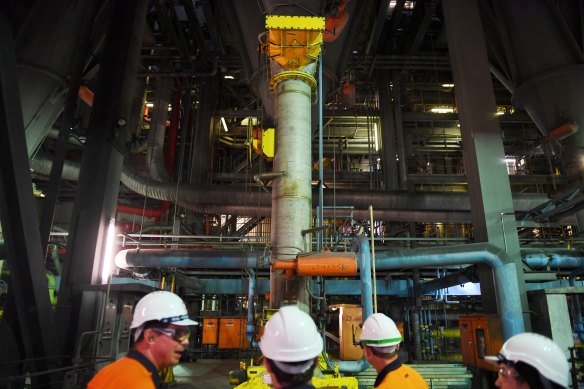 La centrale électrique d'Eraring, sur la côte centrale de la Nouvelle-Galles du Sud, est la plus grande de son type en Australie et fournit un pourcentage substantiel du réseau australien.