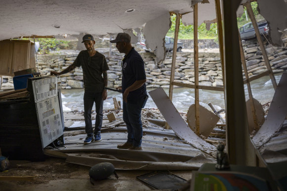 À la suite de l’ouragan Hélène, les employés de la FEMA ont été victimes de haine et de menaces antisémites.