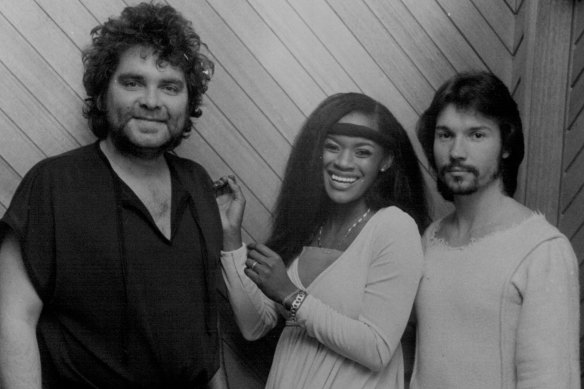 Doug Parkinson dans le rôle de Judas, Marcia Hines dans le rôle de Mary Magdalene et Trevor White dans le rôle de Jésus de la production australienne de 1972.