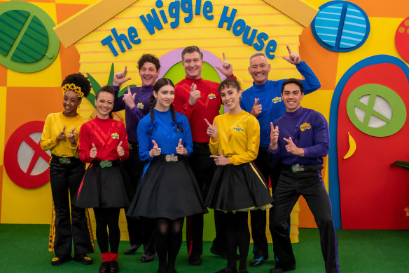 «Cela a été la meilleure chose que nous ayons jamais faite», dit Field à propos de la formation la plus récente – et la plus diversifiée – des Wiggles.