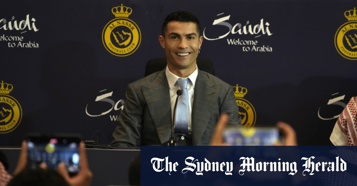 La star d'Al-Nassr, Ronaldo, coéquipier de l'Australien Aziz Behich