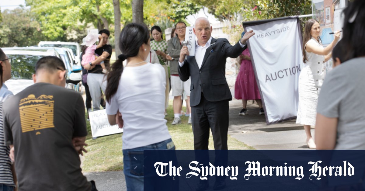 La valeur des maisons chute à Sydney et à Melbourne alors que l’économie est en difficulté