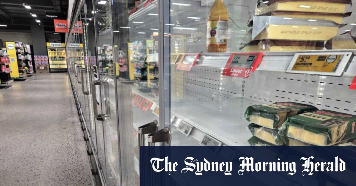 Les grévistes de Woolworths doivent cesser de bloquer l'accès aux entrepôts