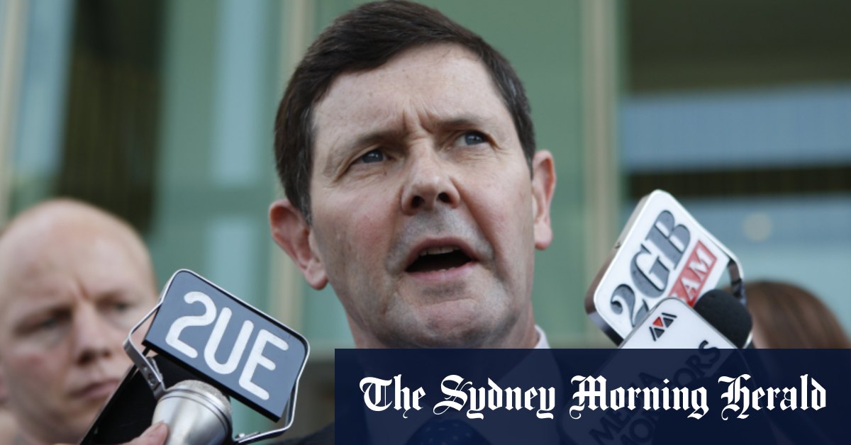 D'anciens premiers ministres et de hauts députés libéraux rendent hommage au député fédéral de longue date Kevin Andrews, décédé à 69 ans