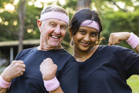 Dave Ball et Vya dans la maison de retraite pour adolescents d'ABC TV.
