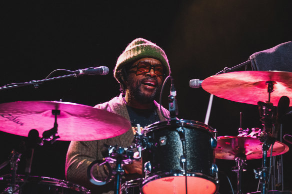 L’énergie pure de The Roots est passionnante.