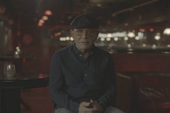 Sammy «The Bull» Gravano est interviewé dans des longs métrages de long métrage Fils of Ecstasy.