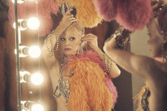 Pamela Anderson dit de son rôle dans la dernière showgirl: «Il s'agit toujours de trouver de la joie dans le processus, dans la vie et dans cette entreprise. C'est quelque chose à lequel je me suis lié à Shelly.