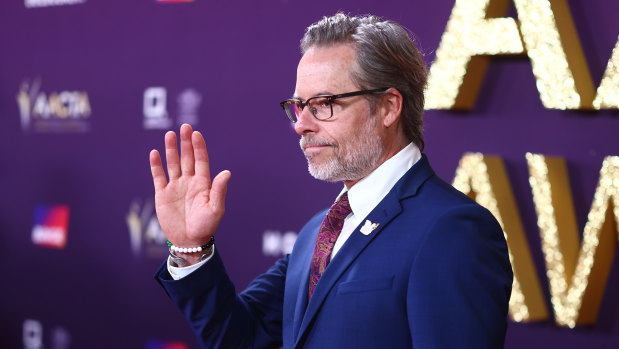 Guy Pearce, qui a été nominé pour le meilleur acteur dans un film pour le converti, sur le tapis rouge des Aacta Awards.